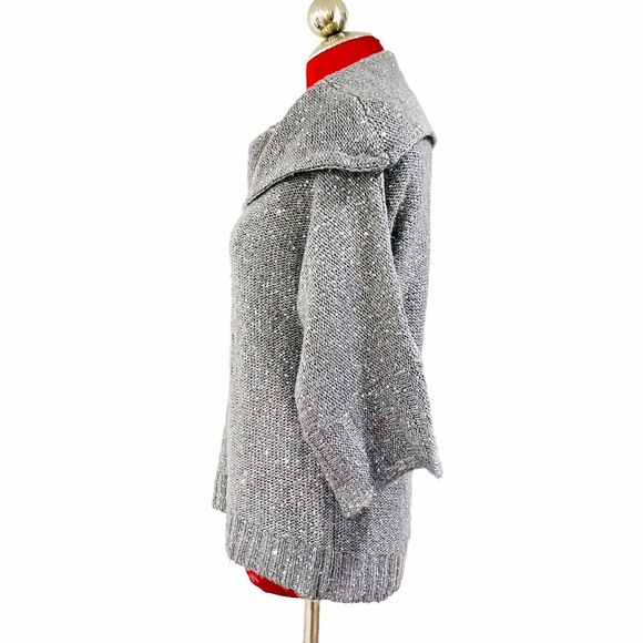 Chico's Size 1/M/8 Cowl Neck Sweater Silver Sequin Embellished Soft Gray Knit - Picture 9 of 13